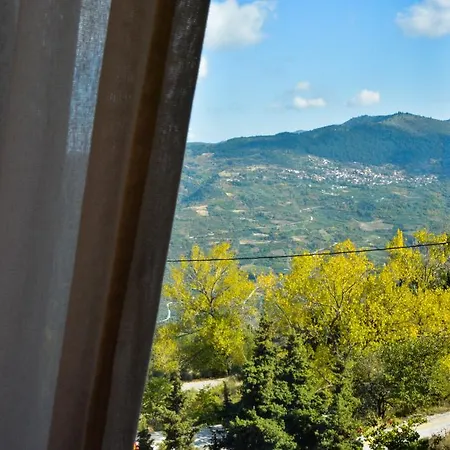 νύμφες 4* Μέση Συνοικία Τρικάλων