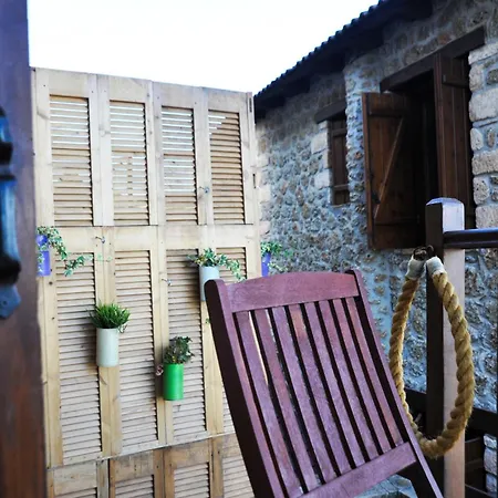 Nymfes Guest house 3*